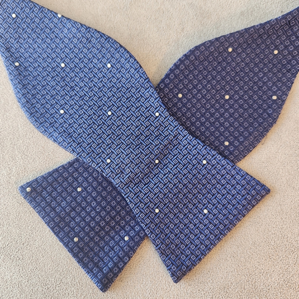 Cremieux bow tie men's blue pastel 100% silk self formal prom wedding new $35